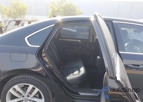 2018 Volkswagen Passat 2.0T Se from USA, damaged, VIN 1VWBA7A36JC025263